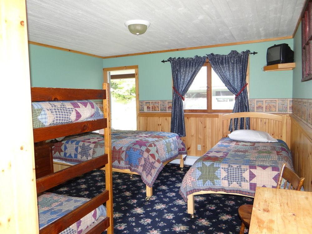 Blue Gentian Lodge At Magic Mountain Londonderry Экстерьер фото
